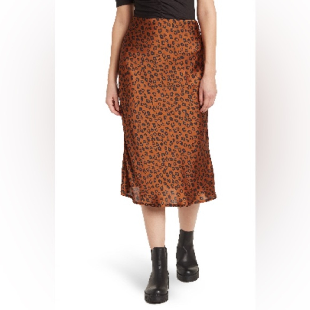 Stylish Animal Print Midi Skirt